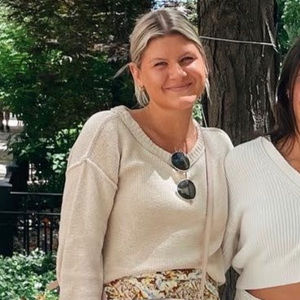 Meet your Posher, Caroline